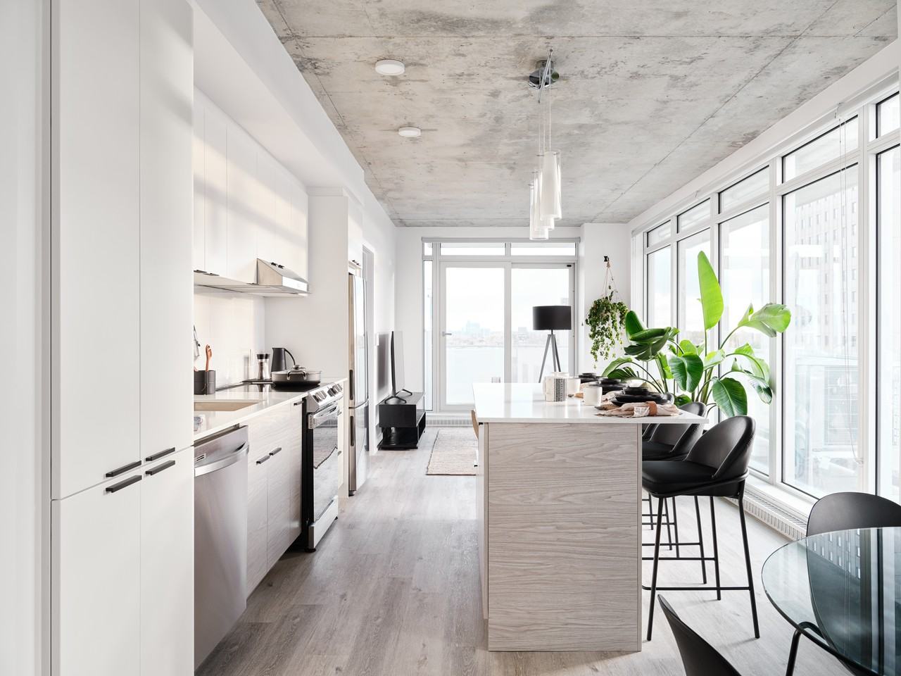 Le Columbia by Brigil - Photo 2 of 50