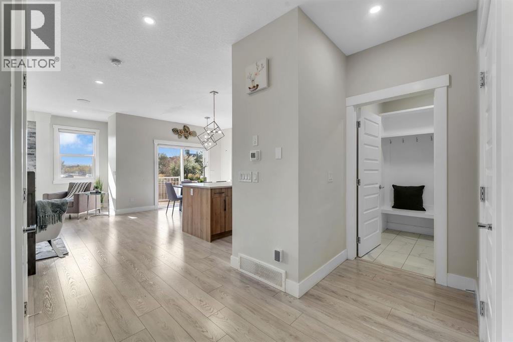 229 Walgrove Terrace SE - Photo 3 of 36