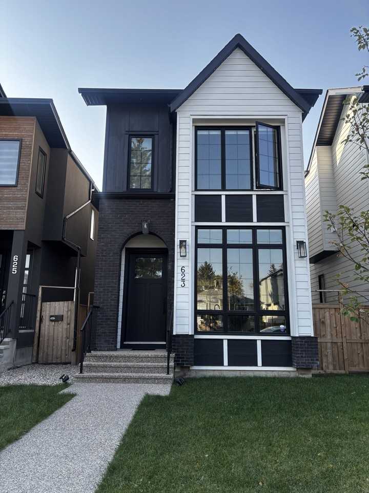 623 22 Avenue NE - Photo 2 of 45