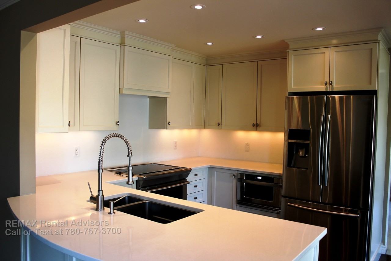 67 Strathaven Circle Southwest - Photo 2 of 22