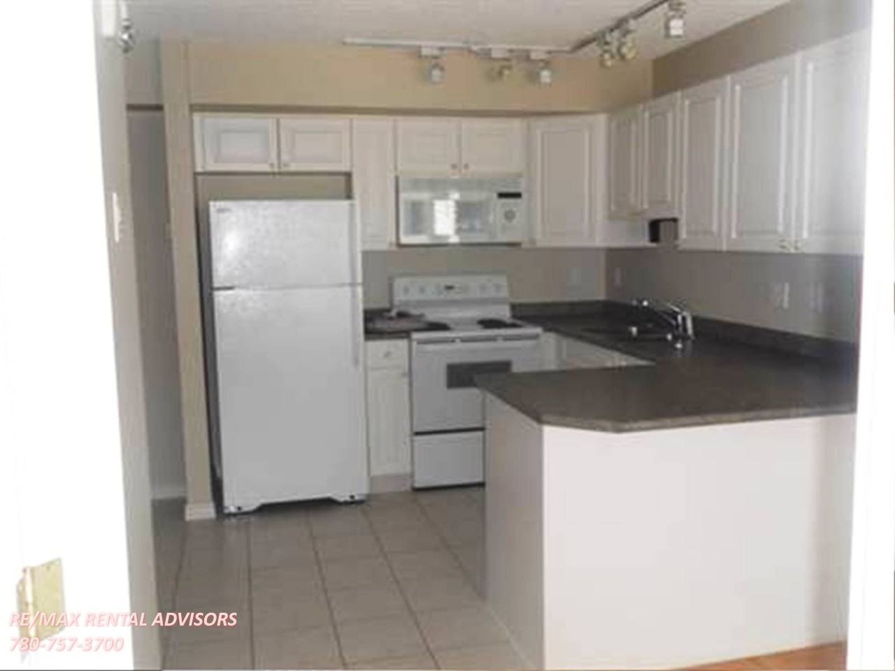 #608 10909 103 Avenue Northwest - Photo 2 of 7