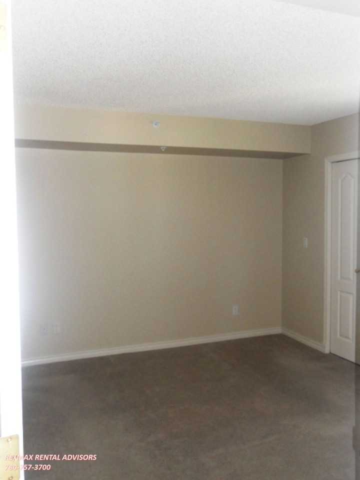 #608 10909 103 Avenue Northwest - Photo 5 of 7