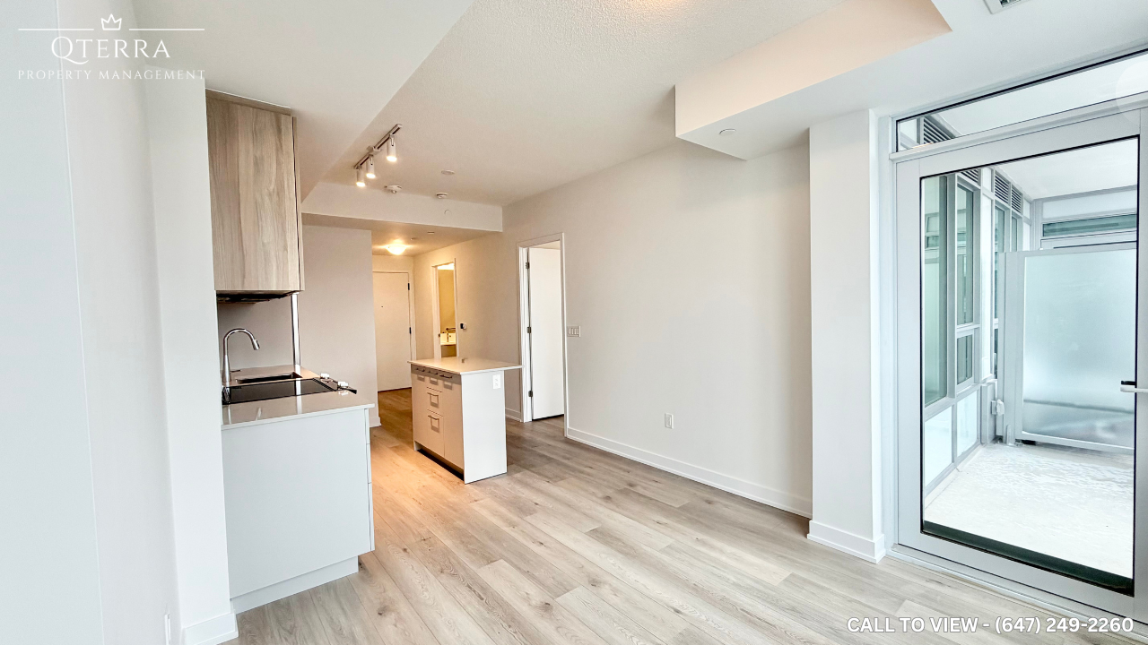 313-500 Plains Rd E, Burlington, Ontario L7T 2E1 - Photo 2 of 7