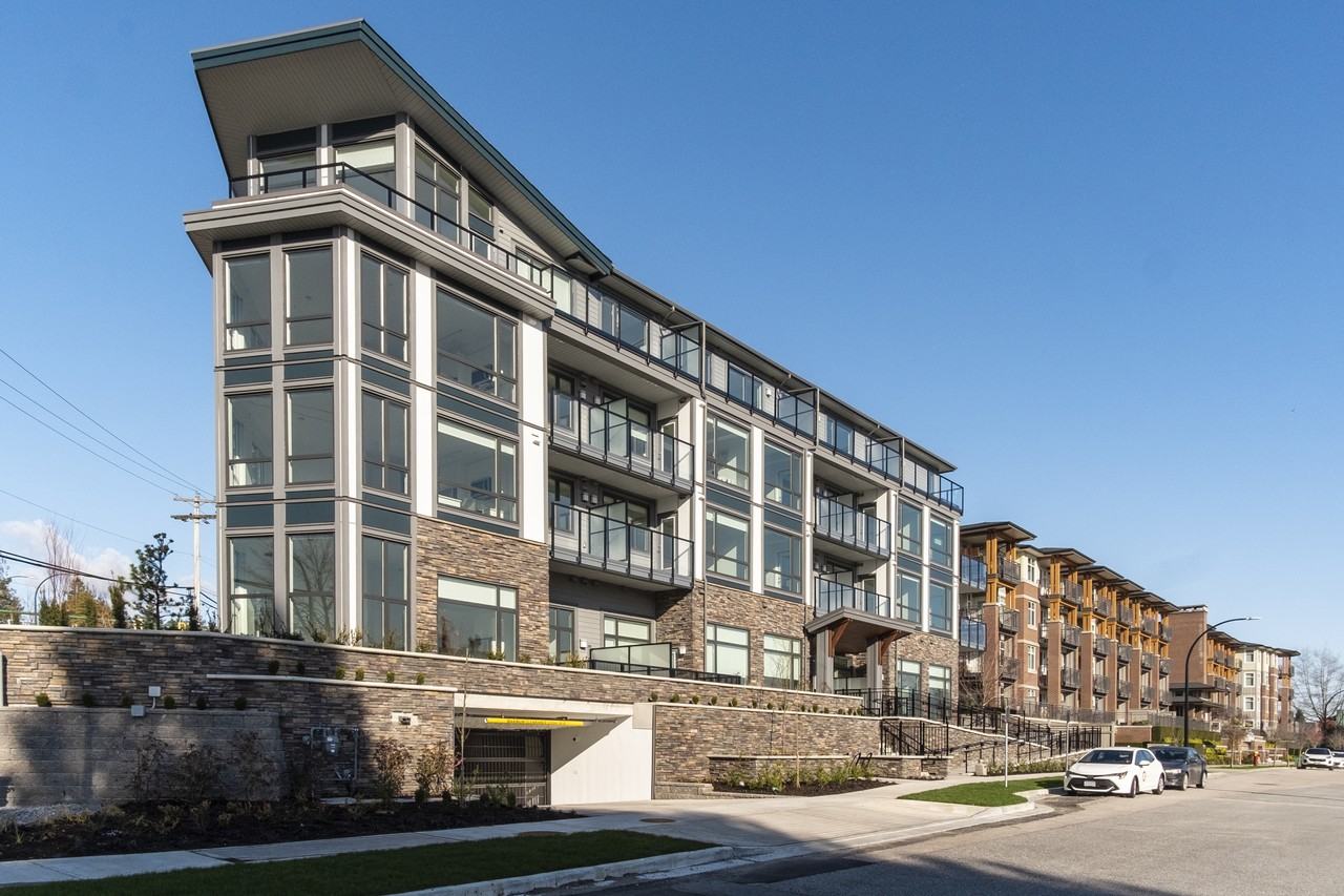 Residences at The Heights - Photo 7 of 48