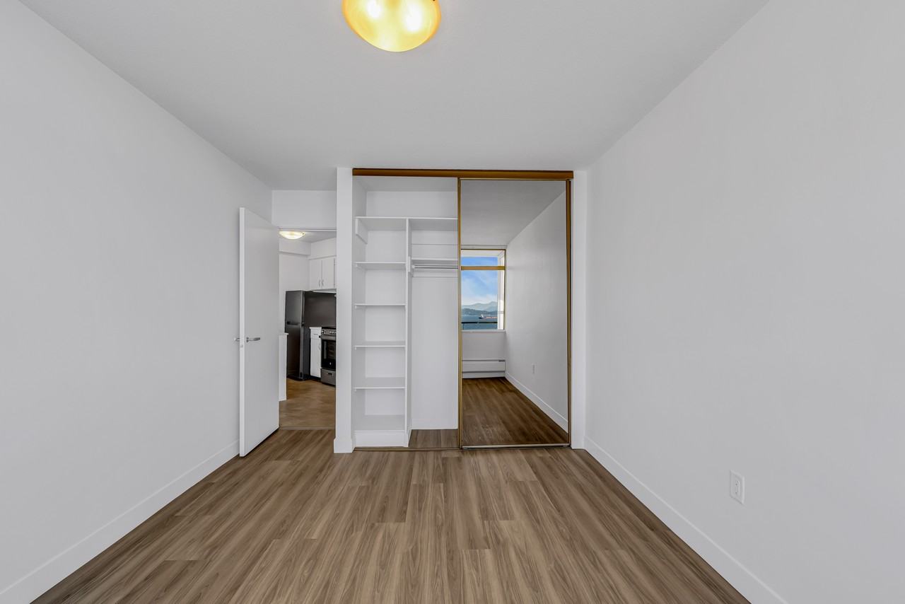 Beach Towers - Photo 7 of 50