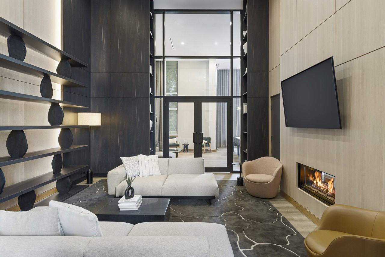 Element - Photo 5 of 50