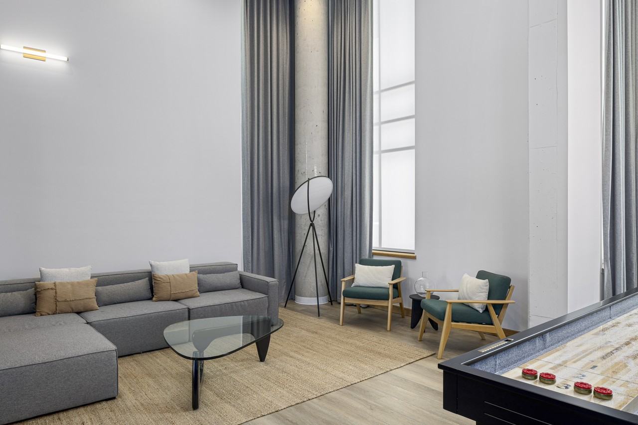 Element - Photo 6 of 50