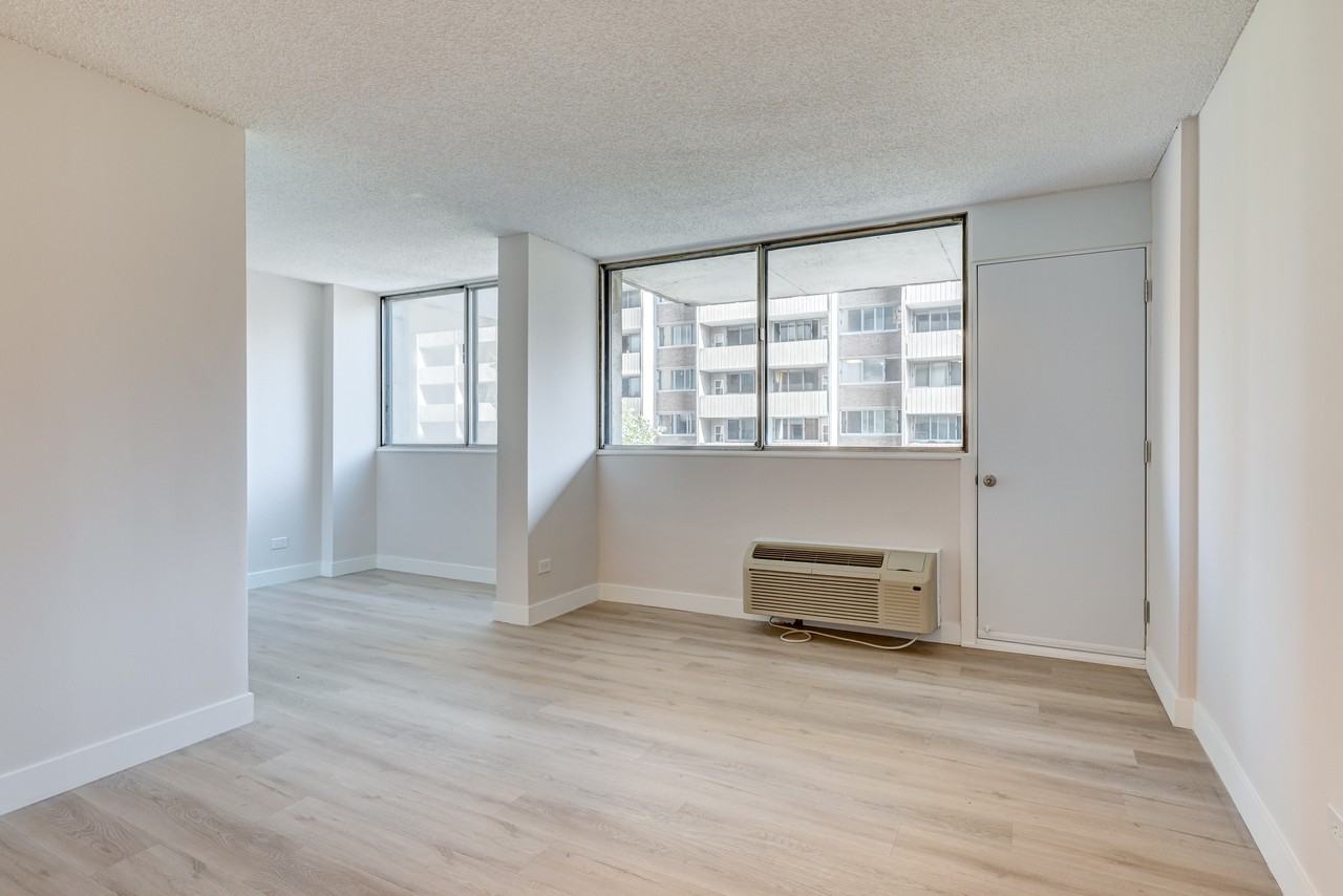 Le Vanguard - Photo 3 of 50