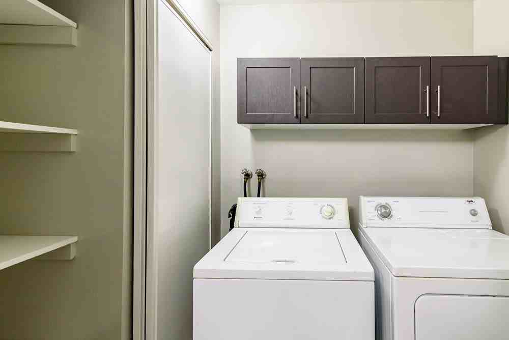 Fairlane Meadows - Photo 6 of 8