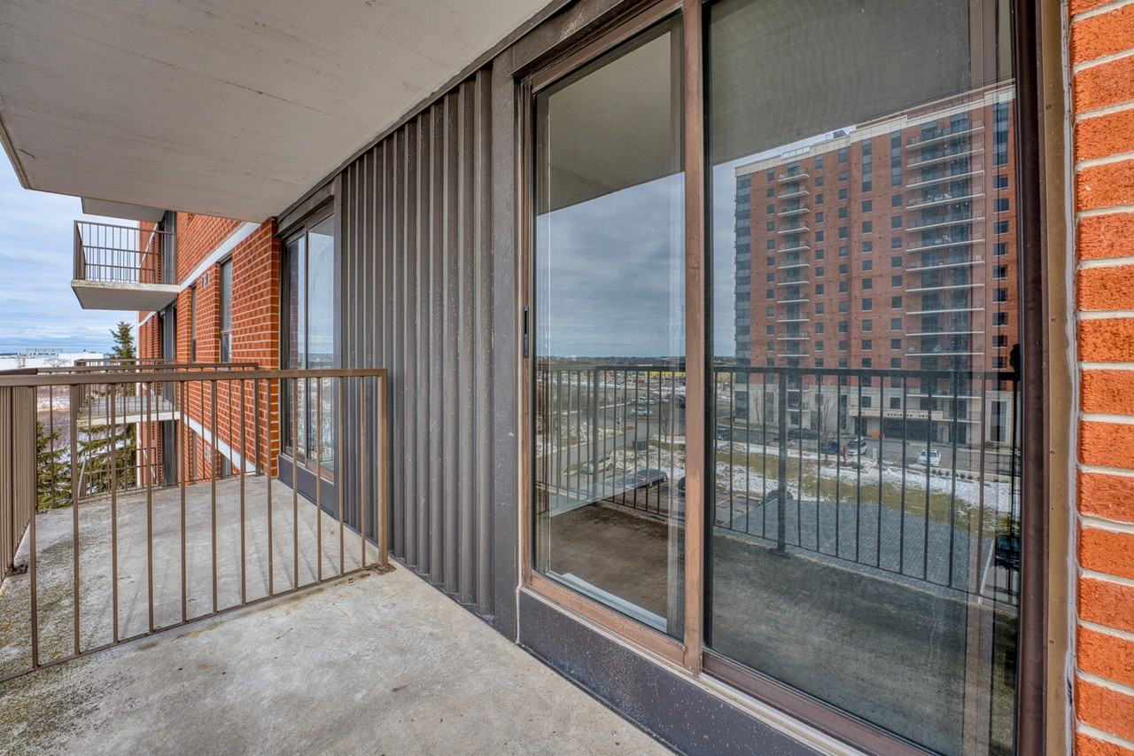 Forsythe - Photo 6 of 12