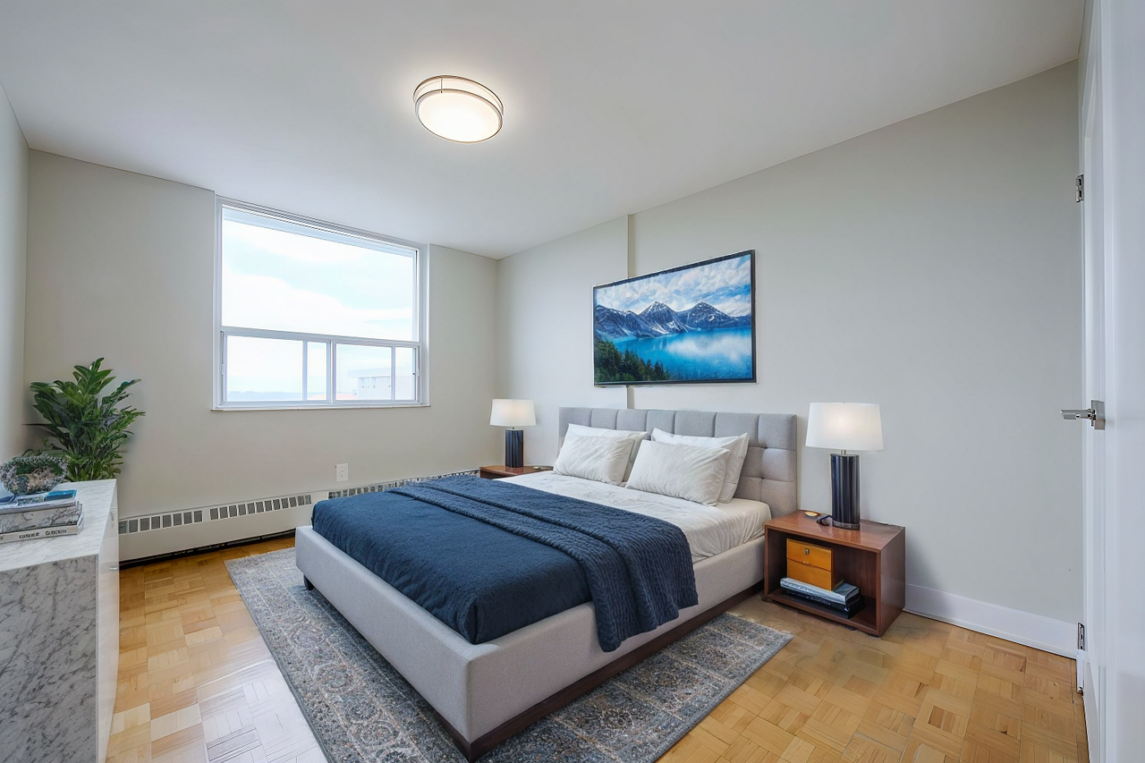 Queen Margaret II - Photo 7 of 21