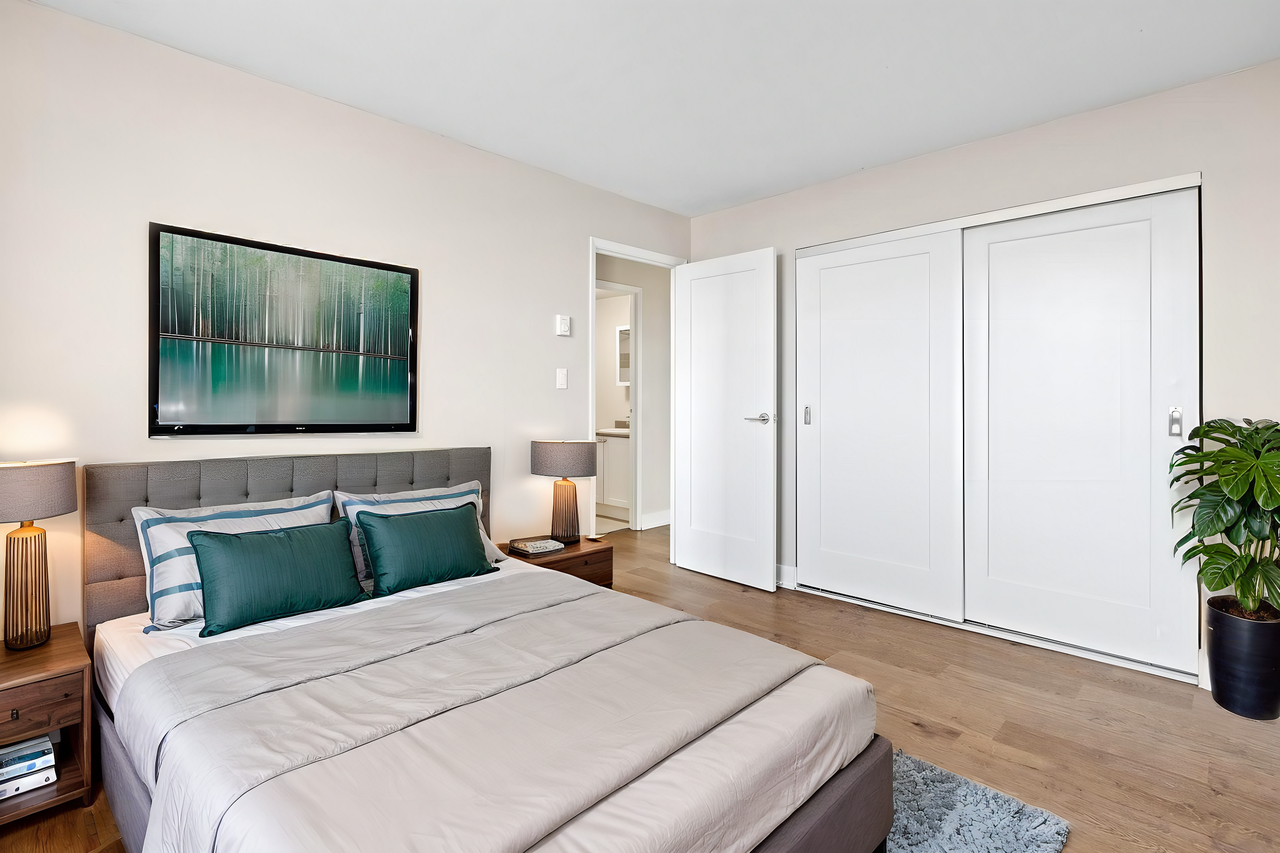 Selkirk - Photo 7 of 16