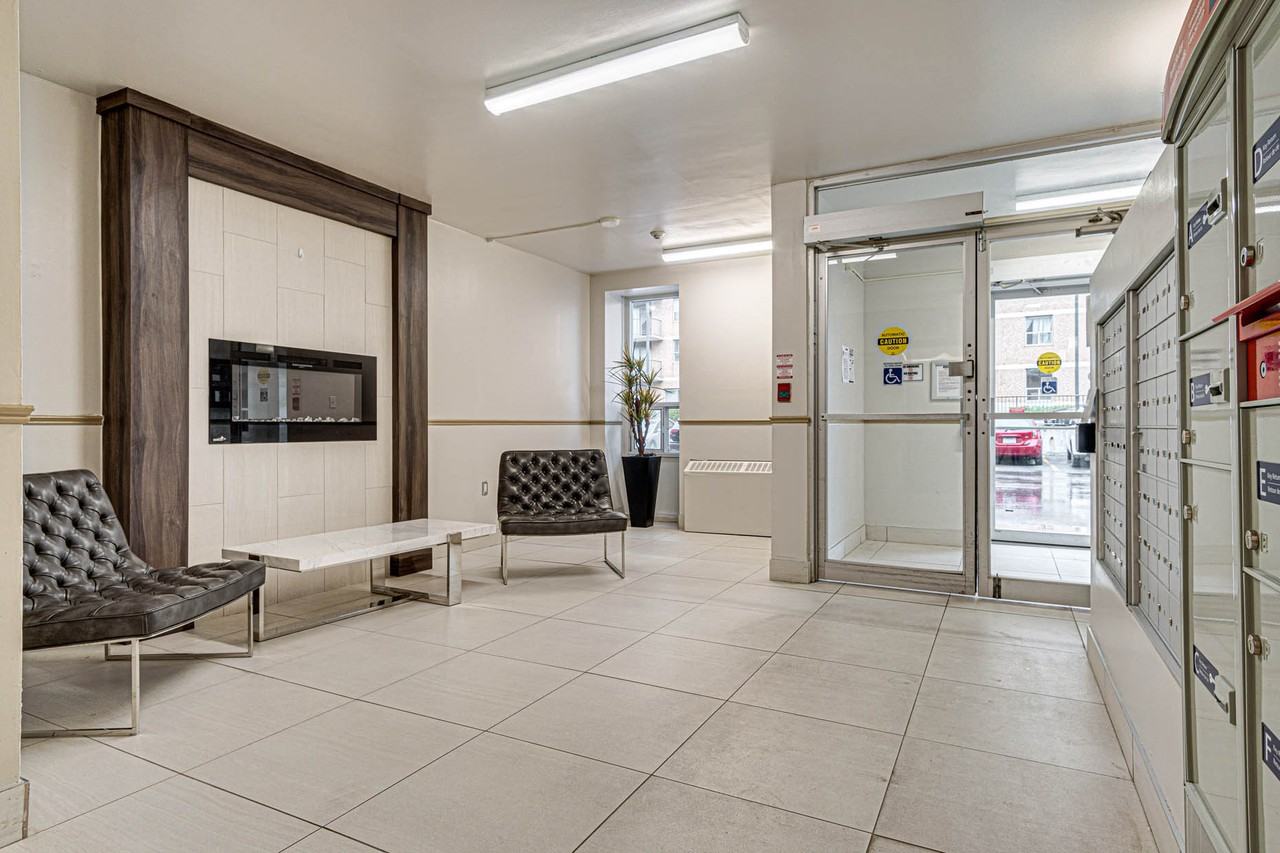 West Park II - Photo 5 of 10