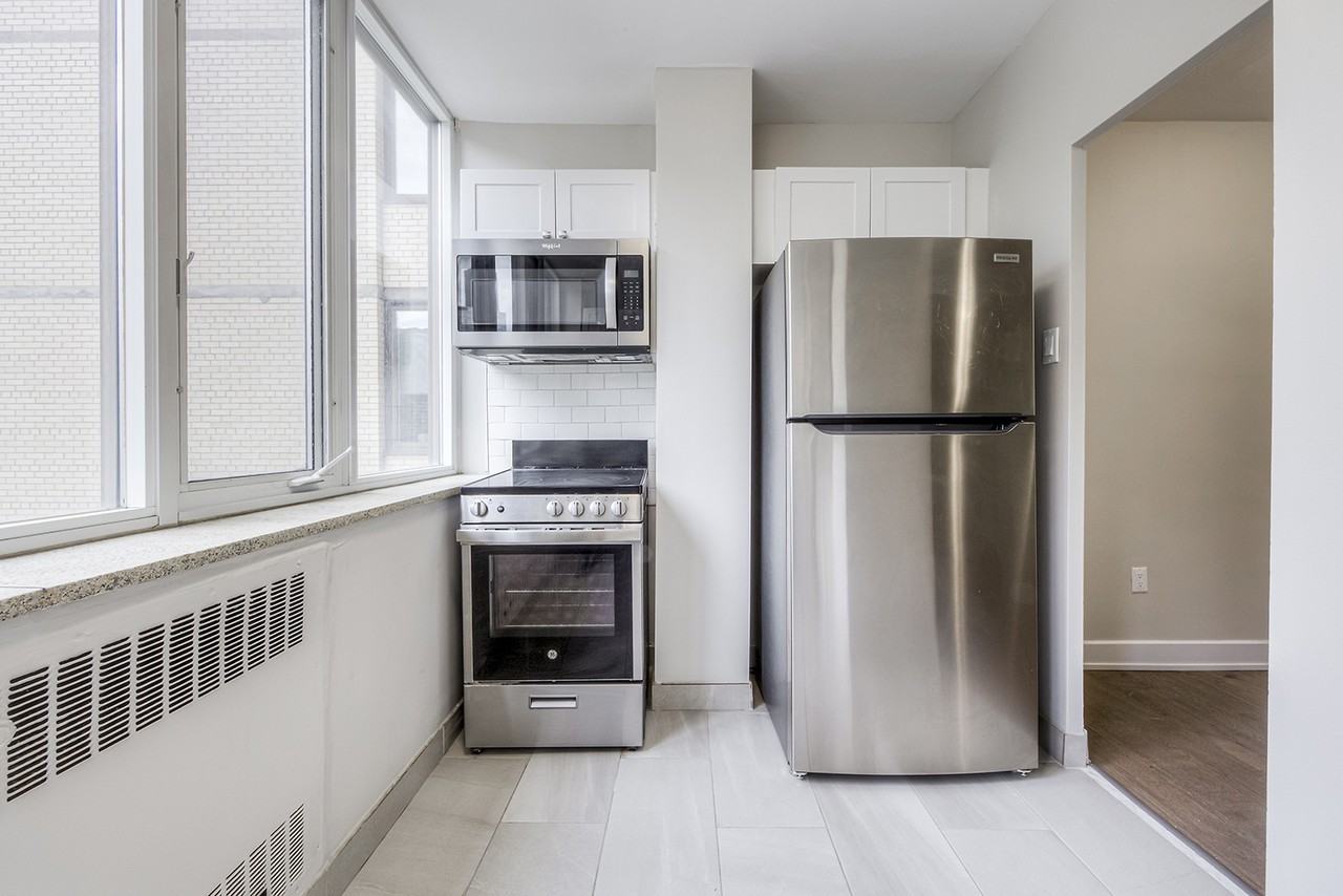 Fontainebleu - Photo 2 of 11