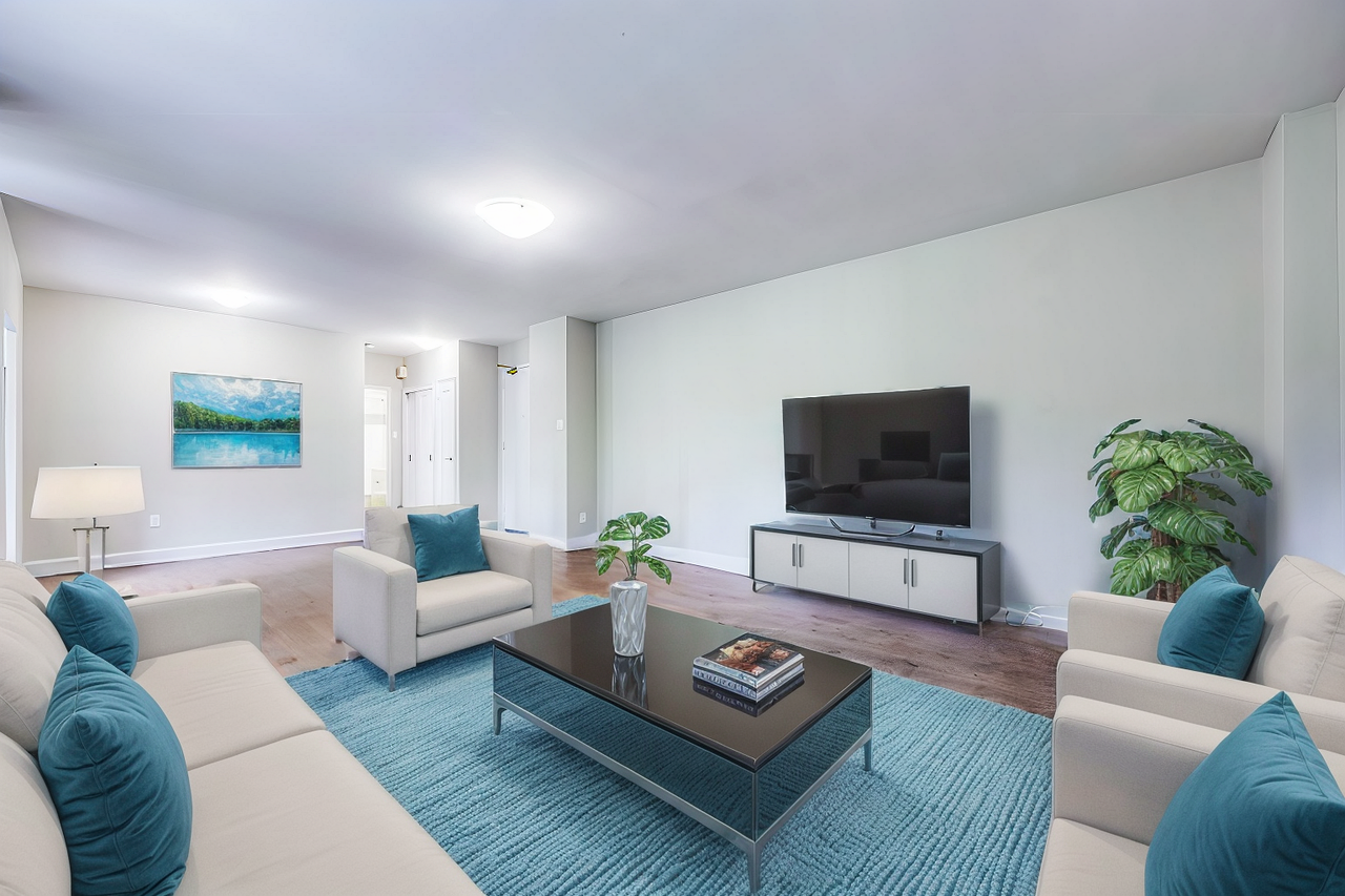 Fontainebleu - Photo 5 of 11