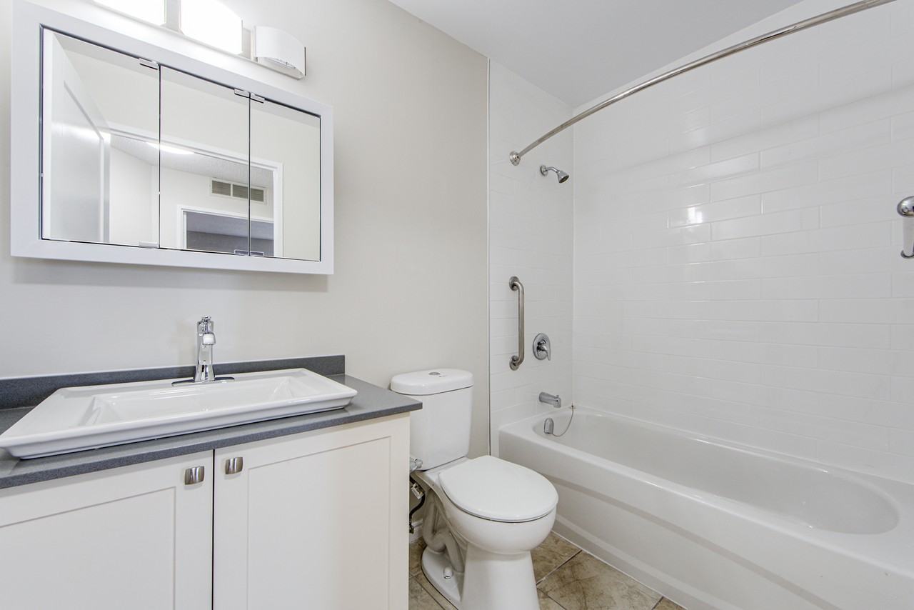 Roseland Place - Photo 5 of 15