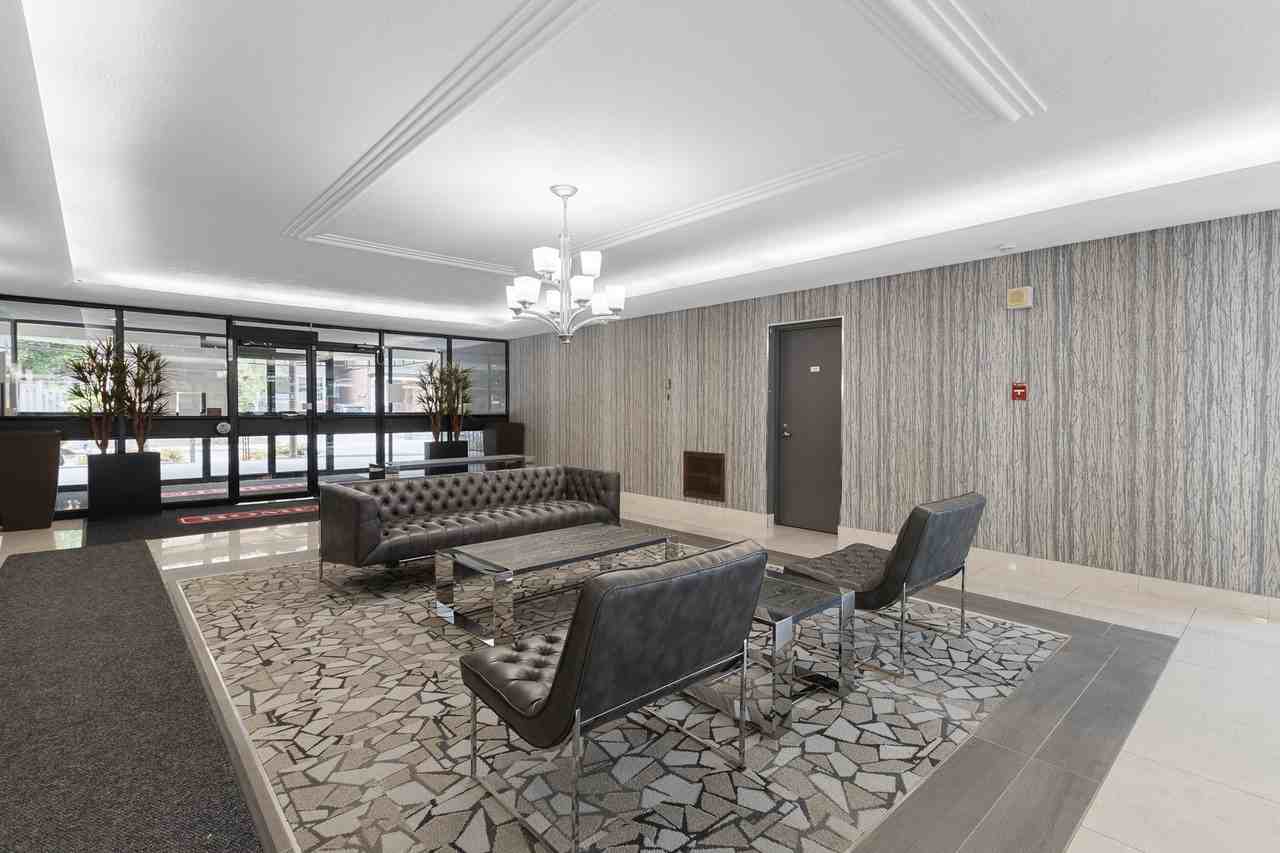 Roxborough Apartments - Photo 6 of 9