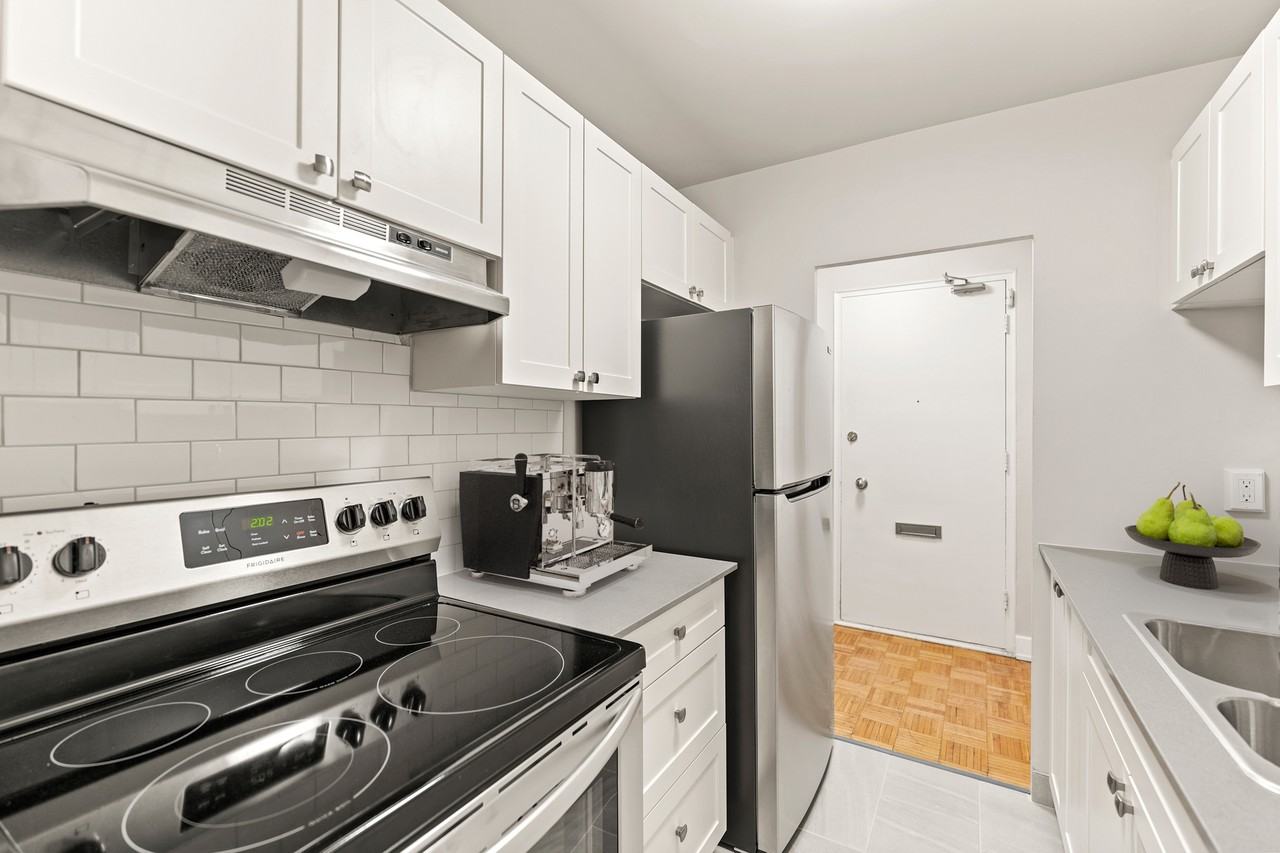 Ridout Towers - Photo 2 of 9