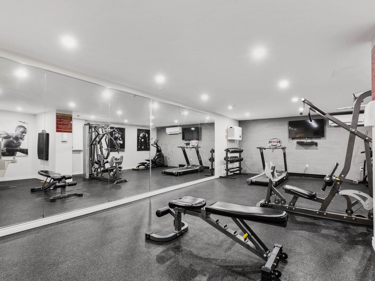 Trillium Towers I/II - Photo 7 of 11