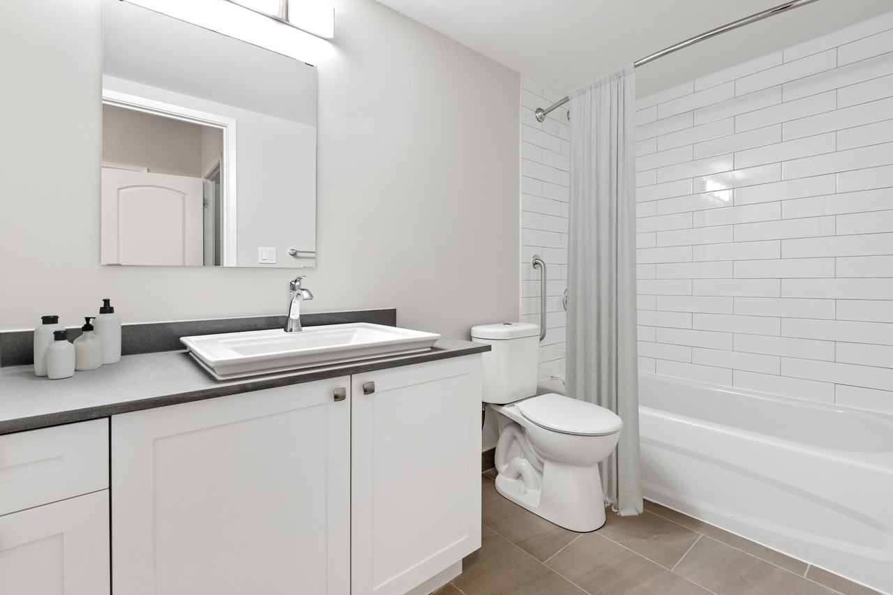 The Highlander - Photo 6 of 20