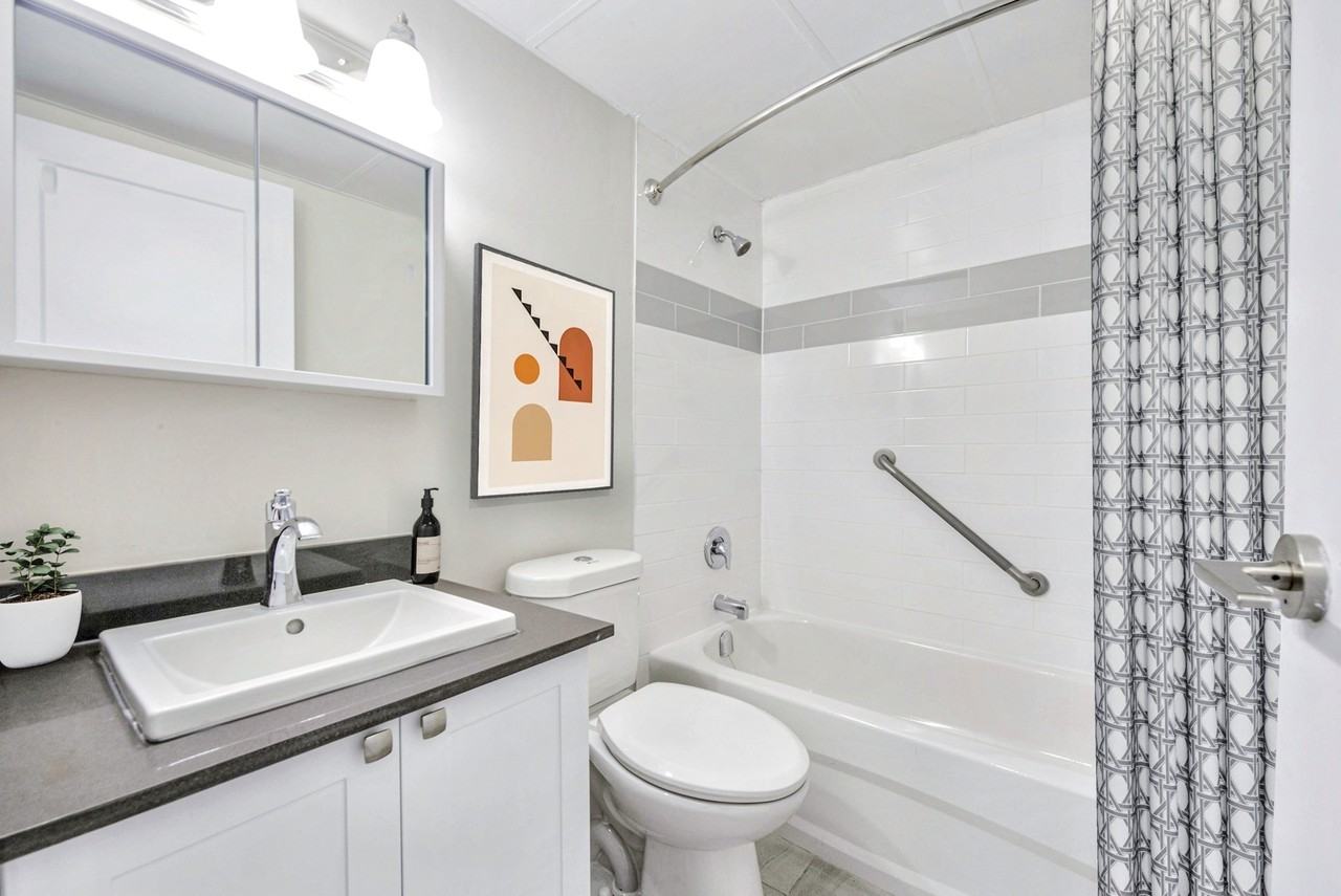 Blinkbonnie - Photo 5 of 10