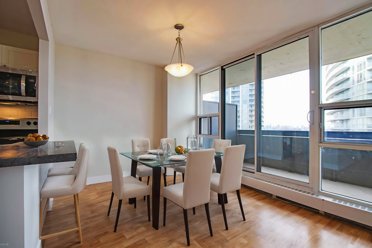 Elm Grove - Photo 3 of 13