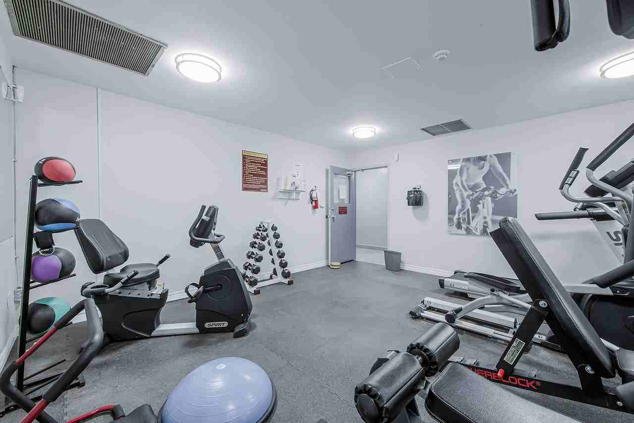 Crown Tower Apartments - Photo 7 of 17