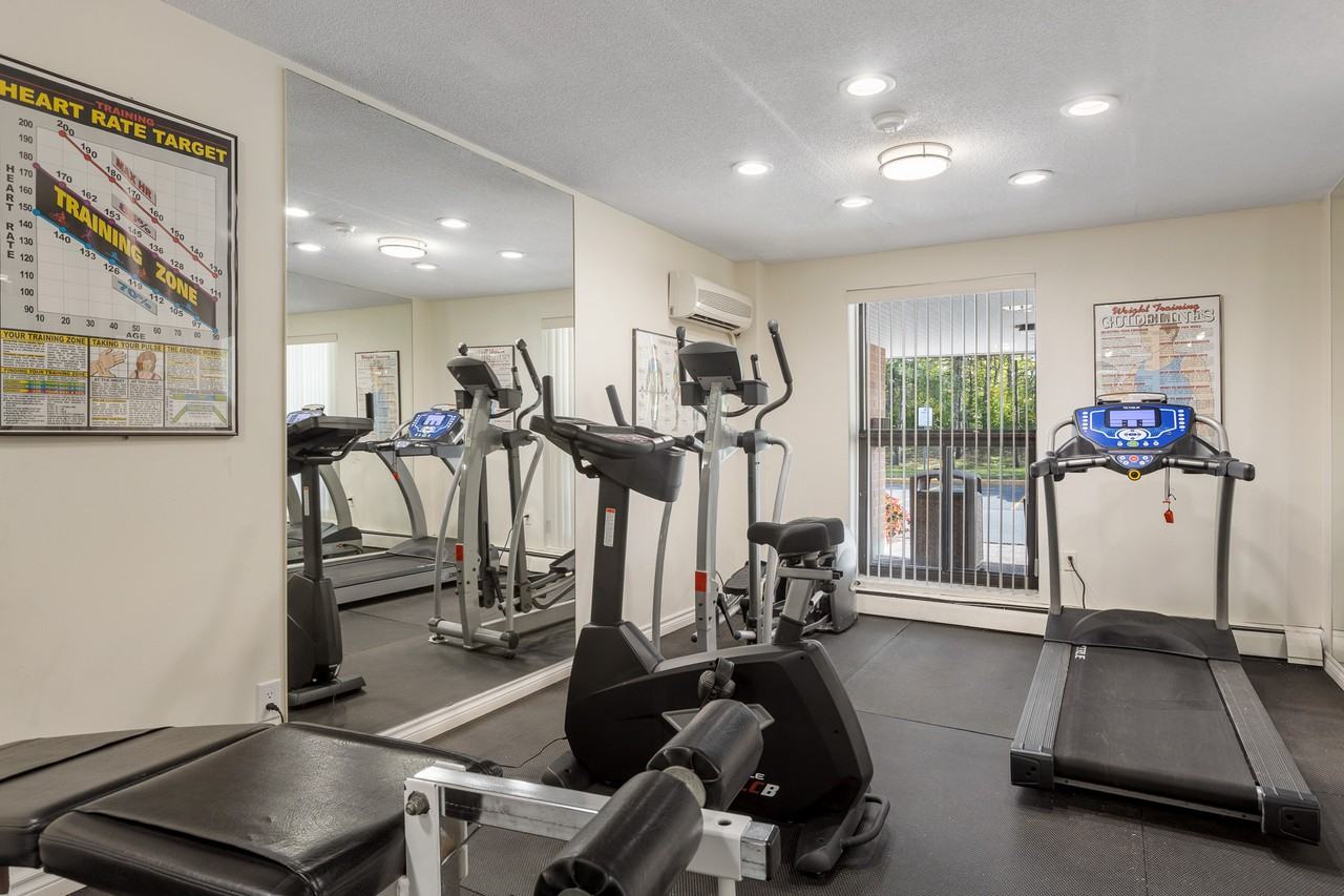 The Woodbine - Photo 7 of 10