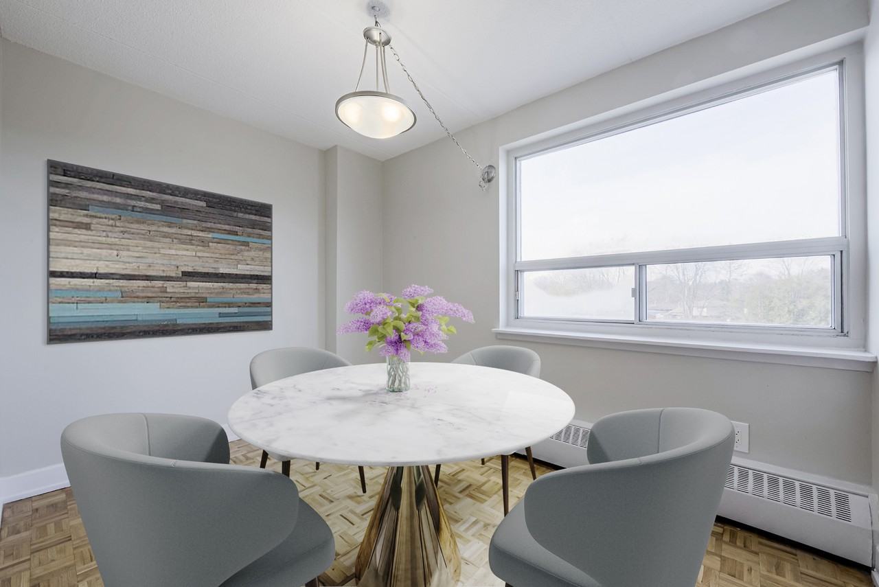 Royal Towne - Photo 4 of 10