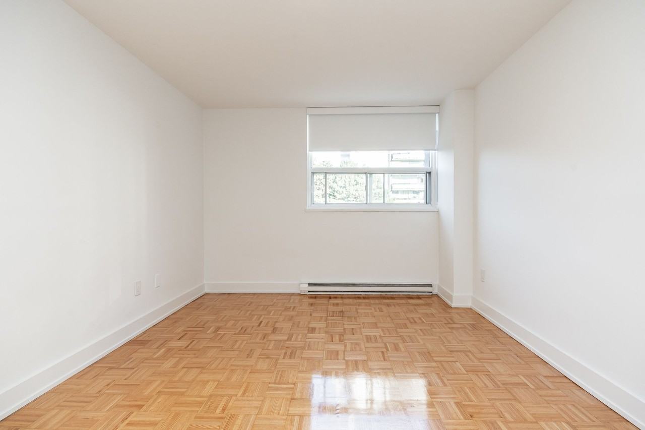 263-265 Dixon Rd - Photo 7 of 50