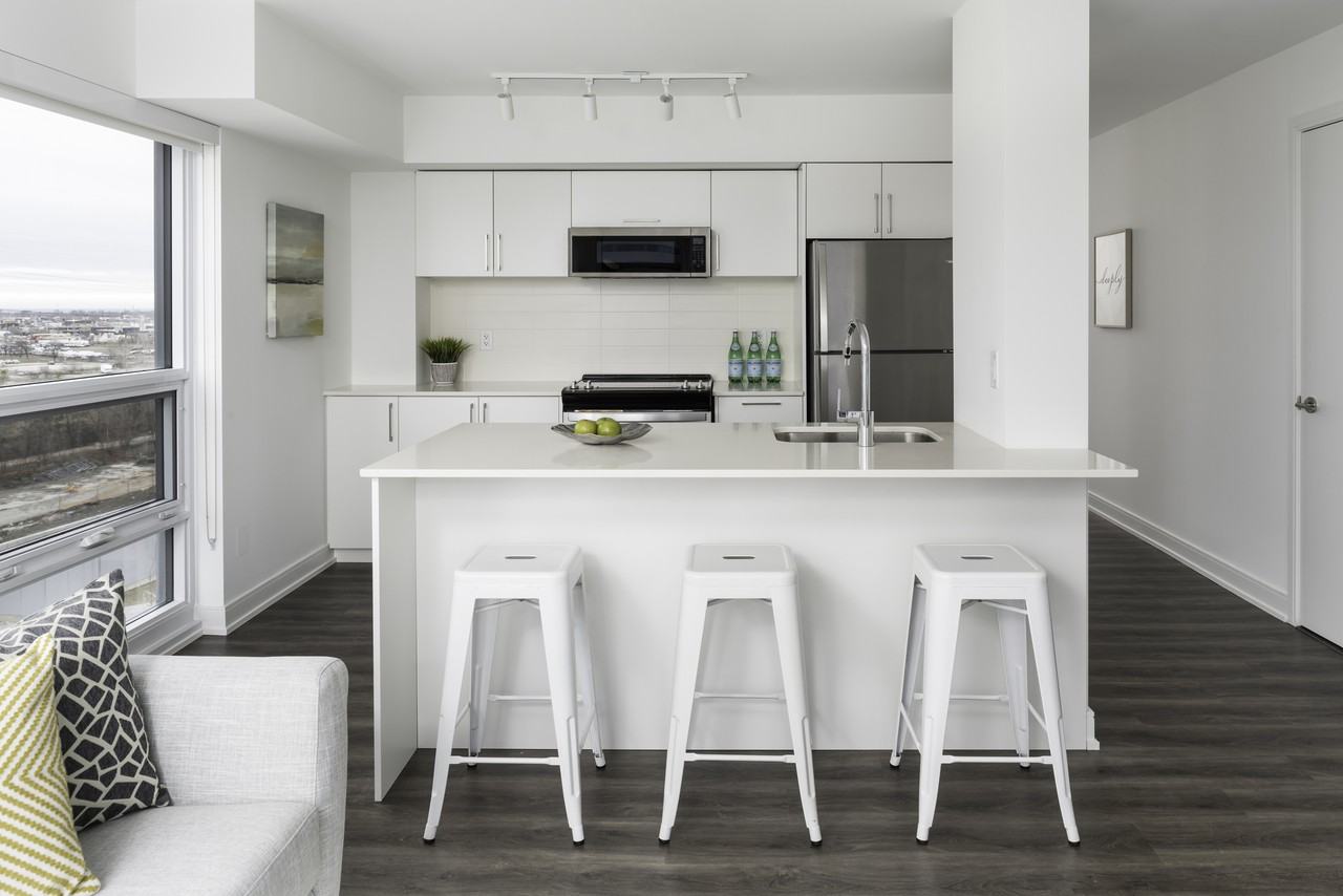 20 Samuel Wood Way - Photo 4 of 49