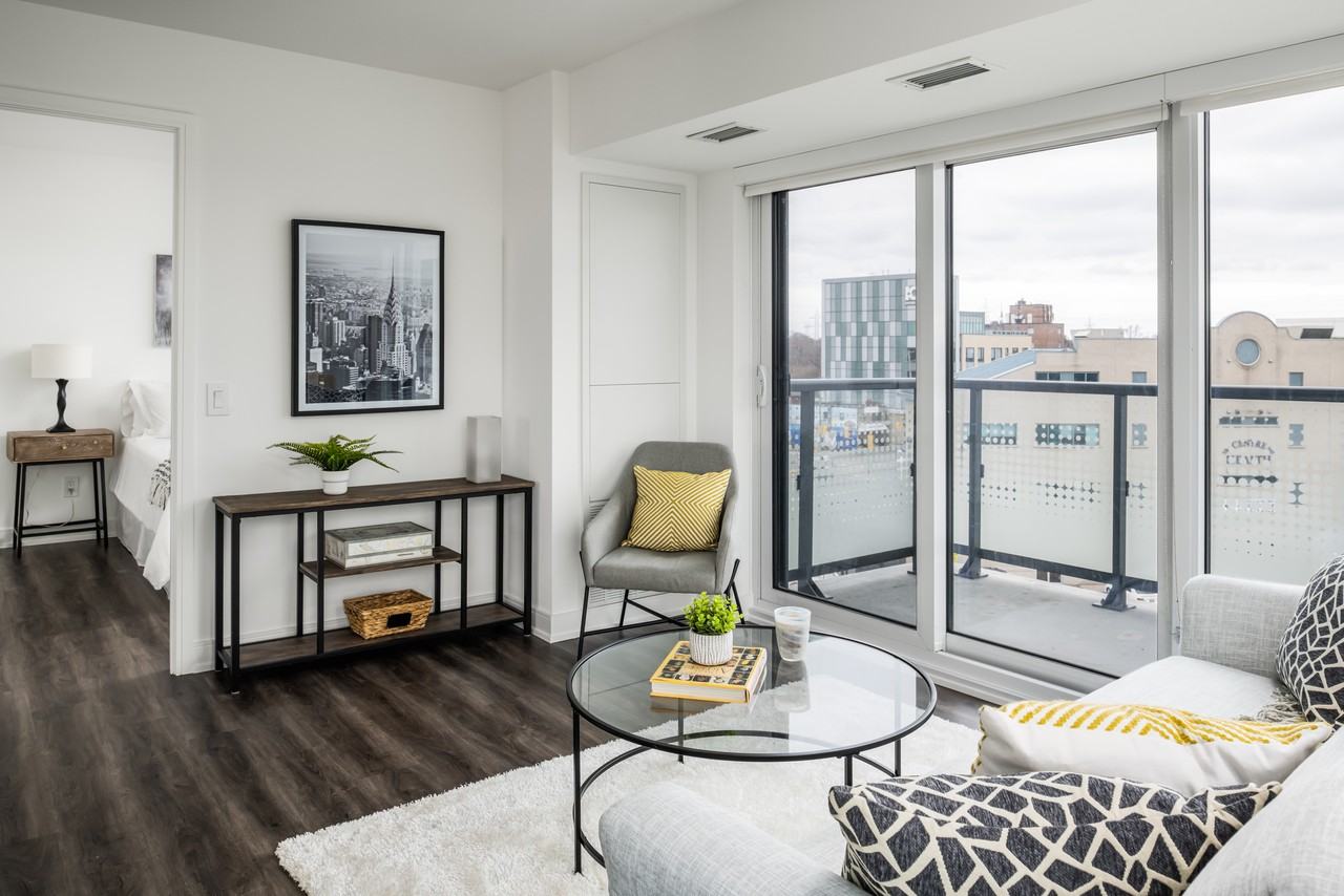 20 Samuel Wood Way - Photo 5 of 49