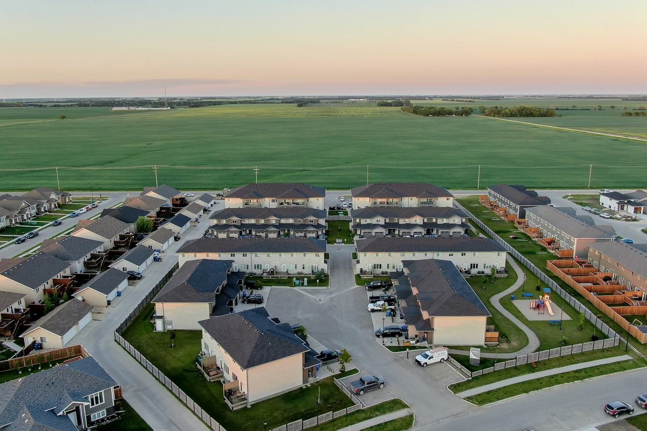 Foxdale Place - Photo 4 of 50