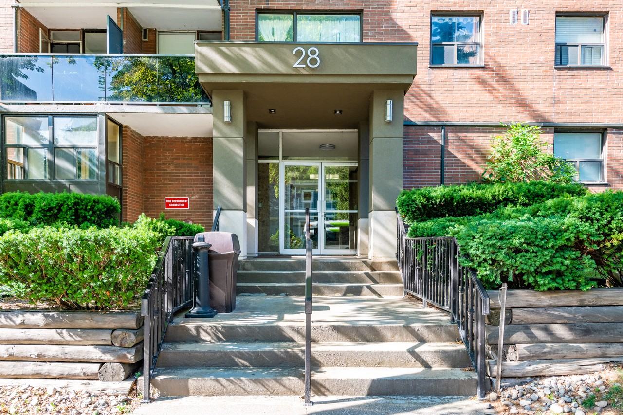 Elizabeth Tower - Photo 4 of 33