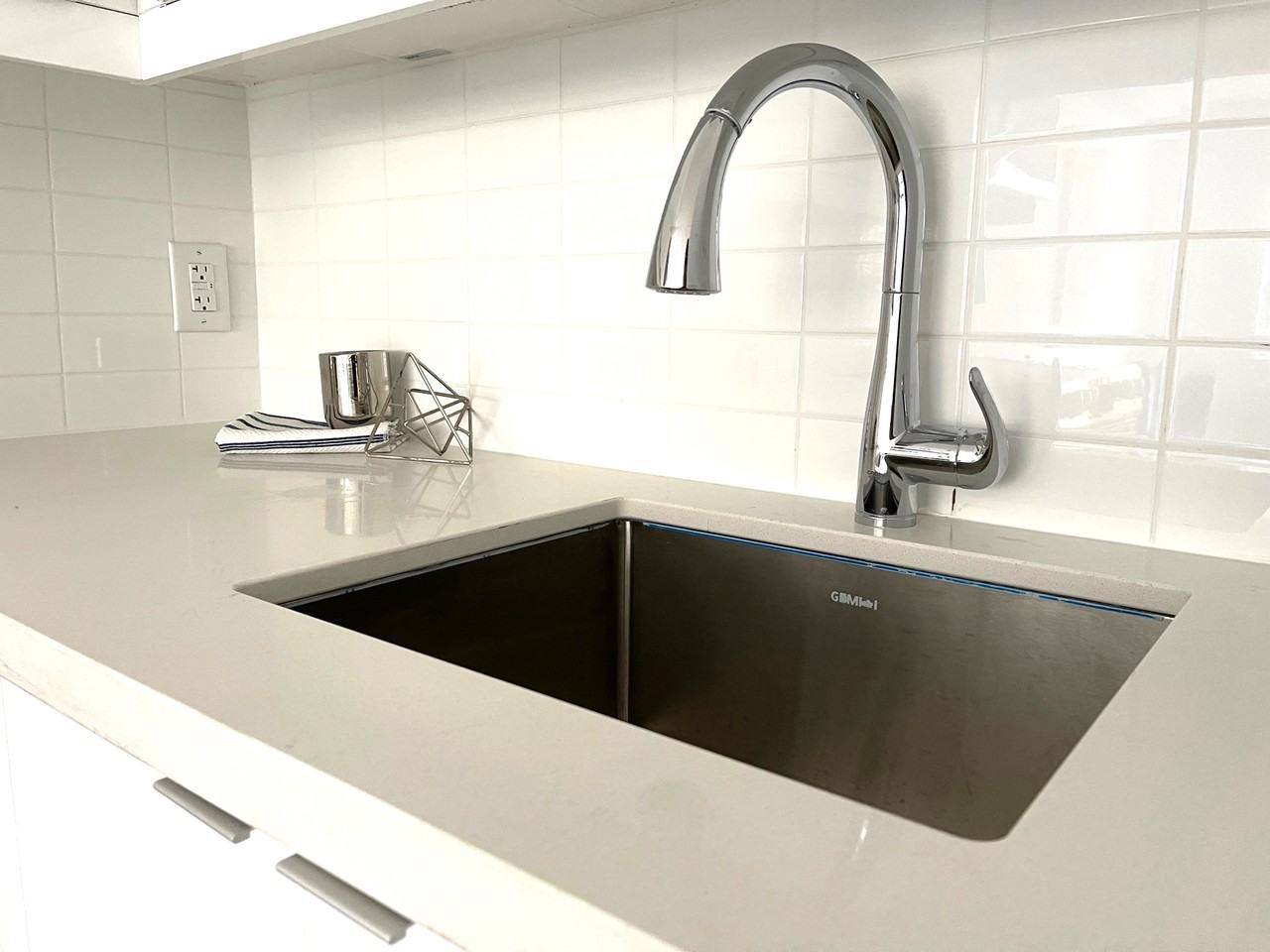 66 & 68 Fifteenth Street - Photo 3 of 14