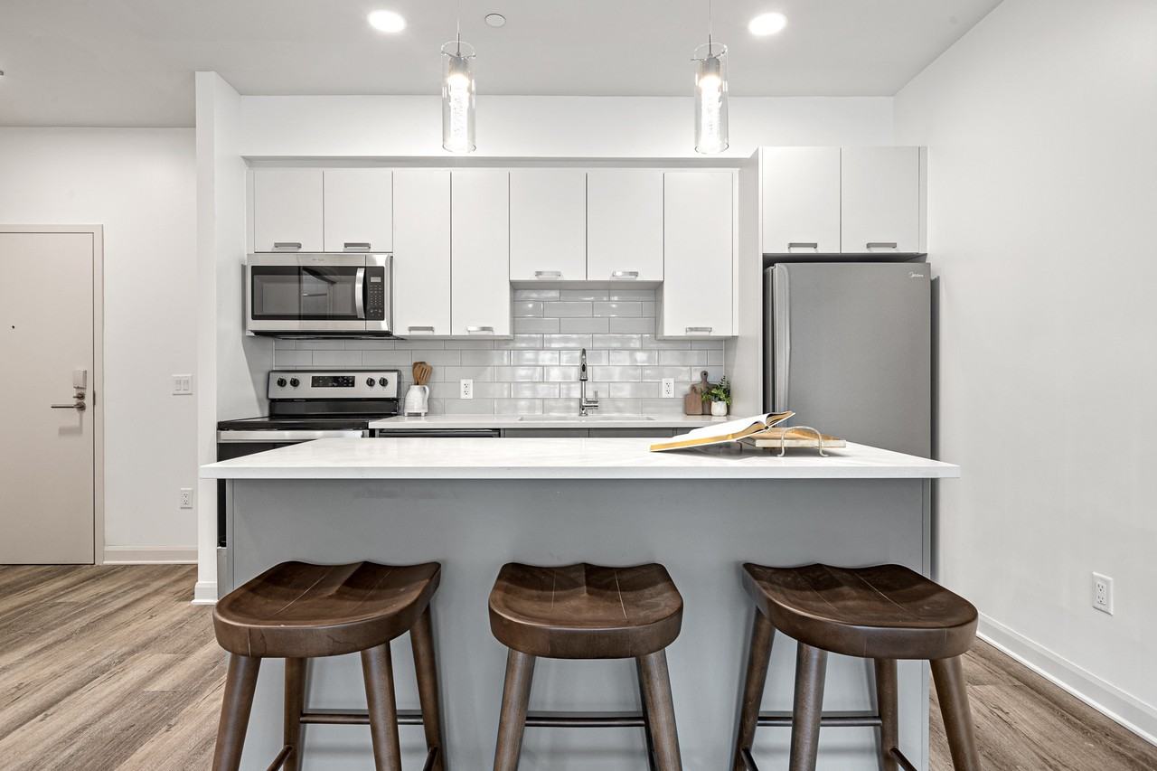 Trio Orleans Apartments - Photo 3 of 12