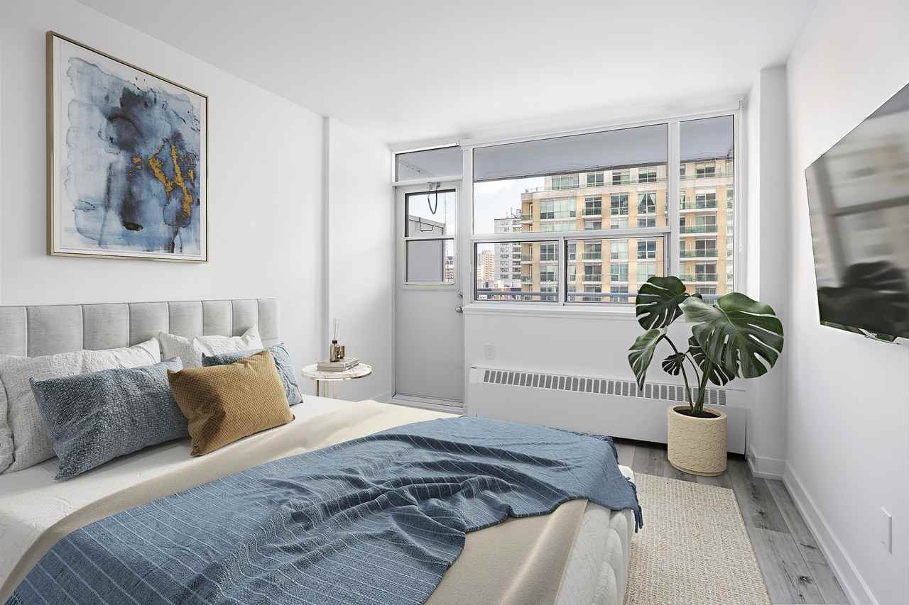 The Torontonian - Photo 6 of 40