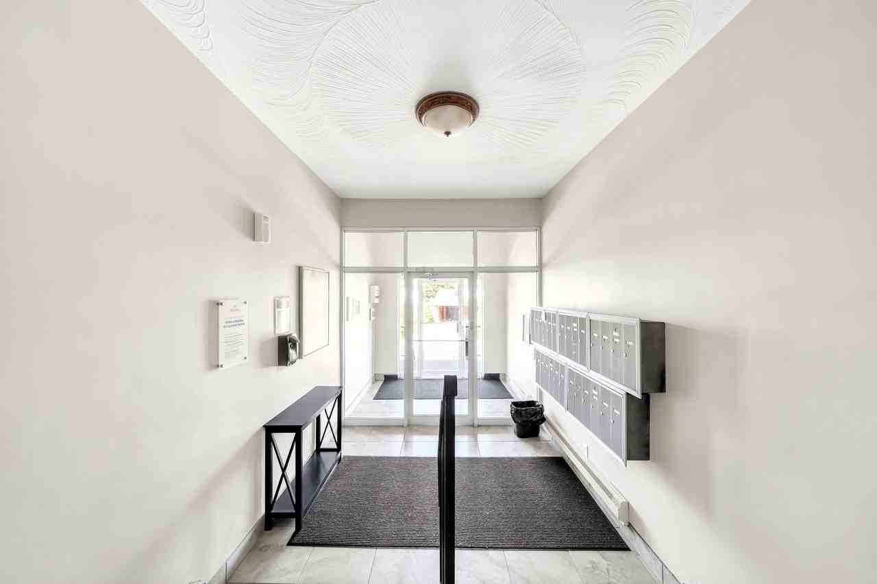 Bayfield Manor Apartments - Photo 6 of 23