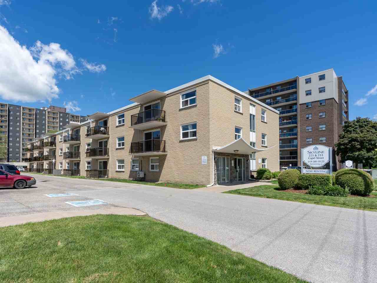 Kingsway & Queensway Apartments - Photo 4 of 25