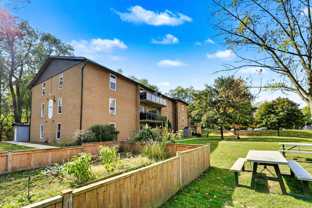 Park Place on Village Green Apartments - Photo 1 of 1