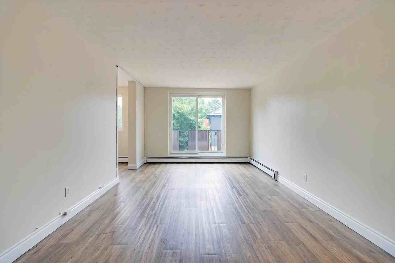 Sydenham Manor Apartments - Photo 5 of 17