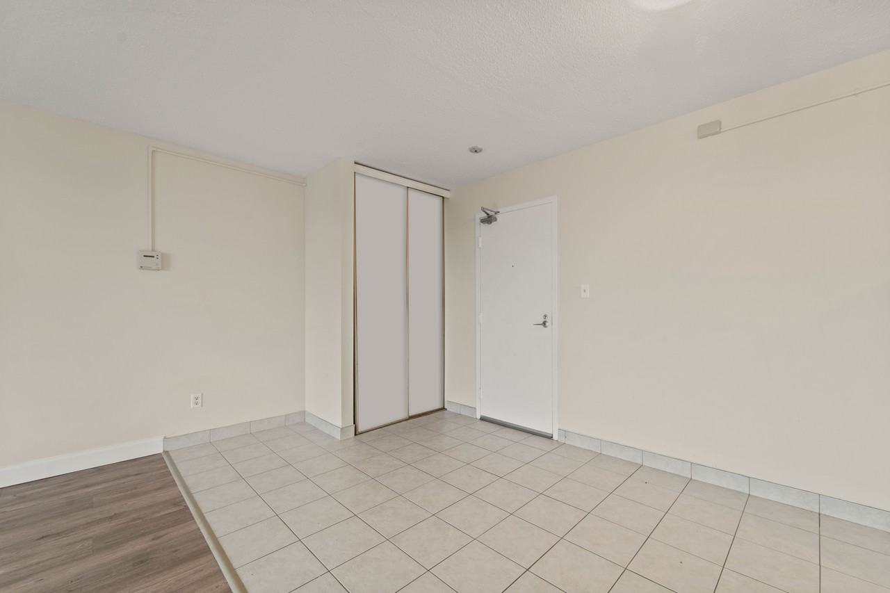 Leamington Towers Apartments - Photo 6 of 25