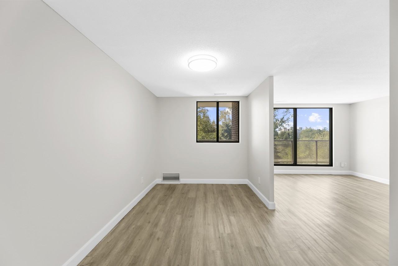 Regal Tower Apartments - Chatham - Photo 7 of 29