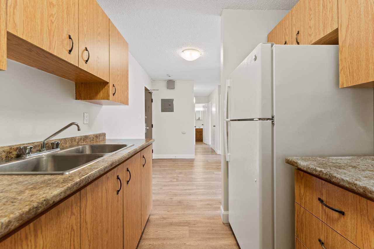 Riverview Park Apartments - Photo 7 of 20