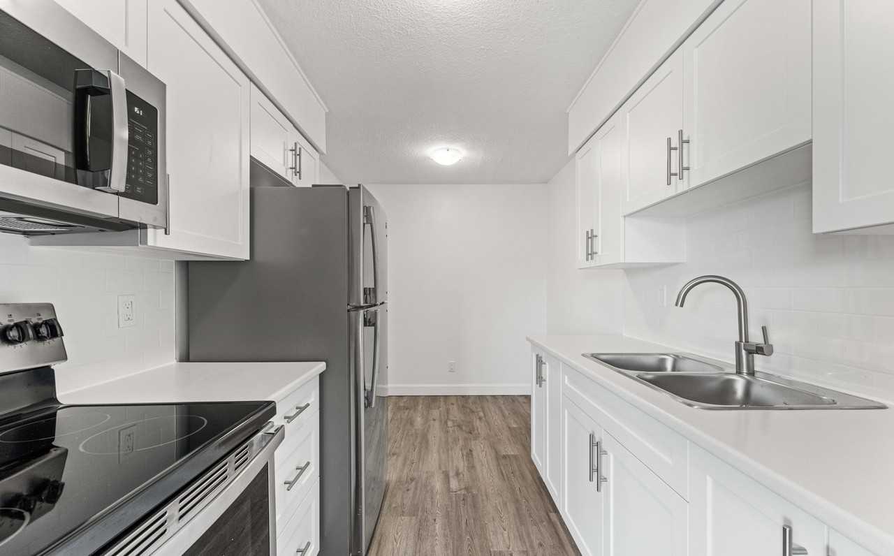 Grandview Apartments - Photo 7 of 17