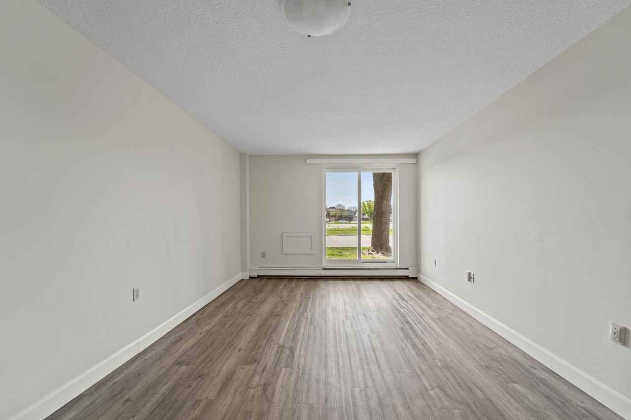 Meadowpark Apartments - Photo 7 of 16