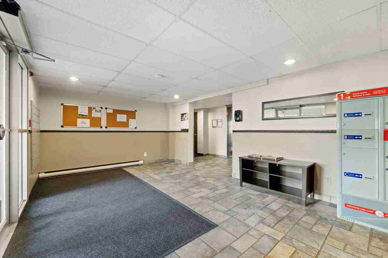 Sandwich Tower Apartments - Photo 3 of 21