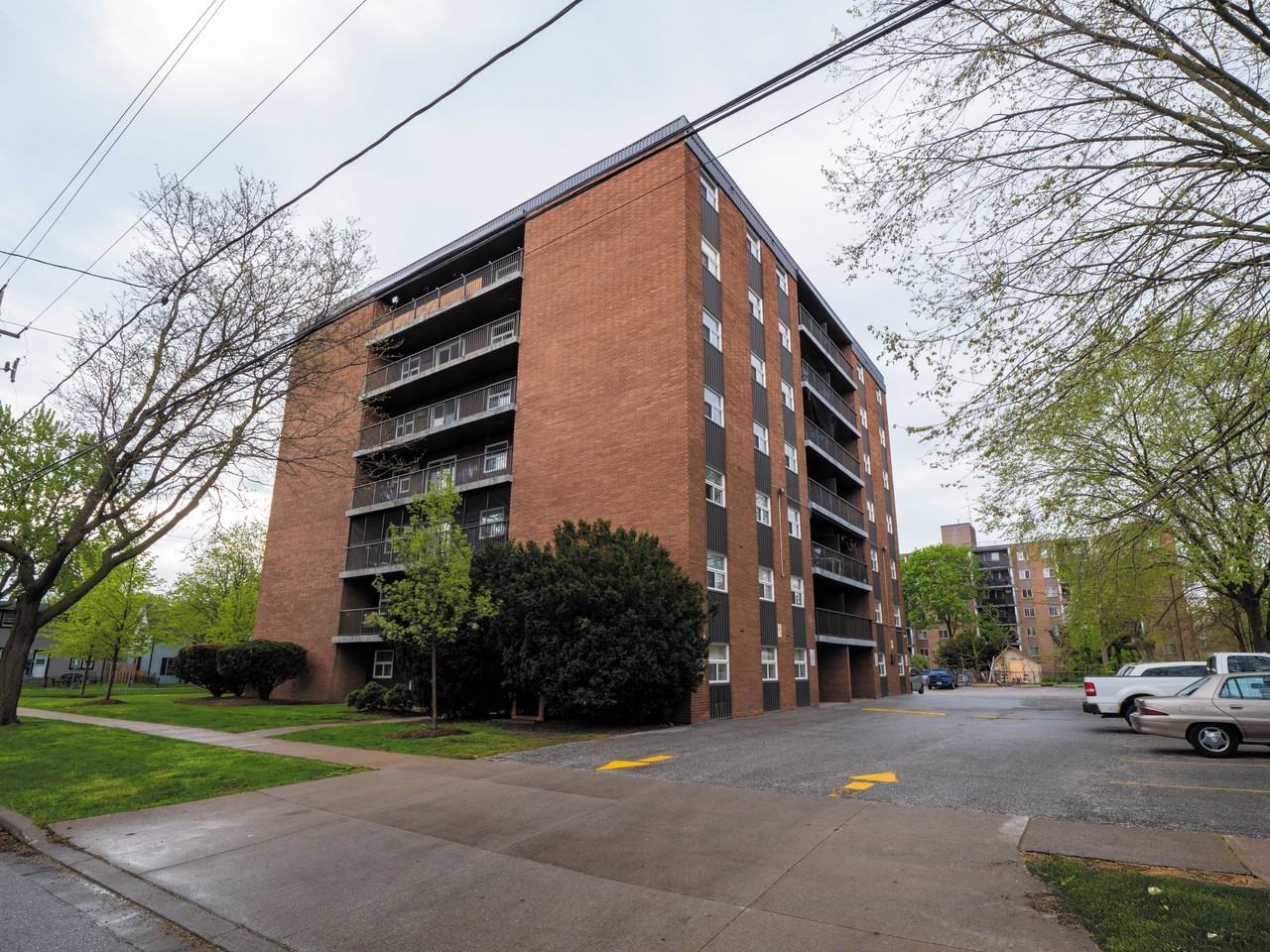 Karita Tower Apartments - Photo 3 of 18