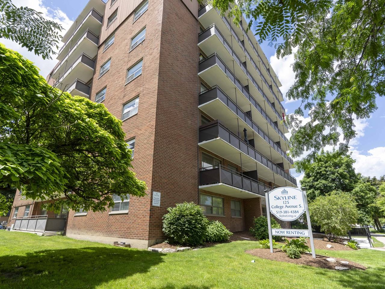 Mapleview Manor Apartments - Photo 3 of 25