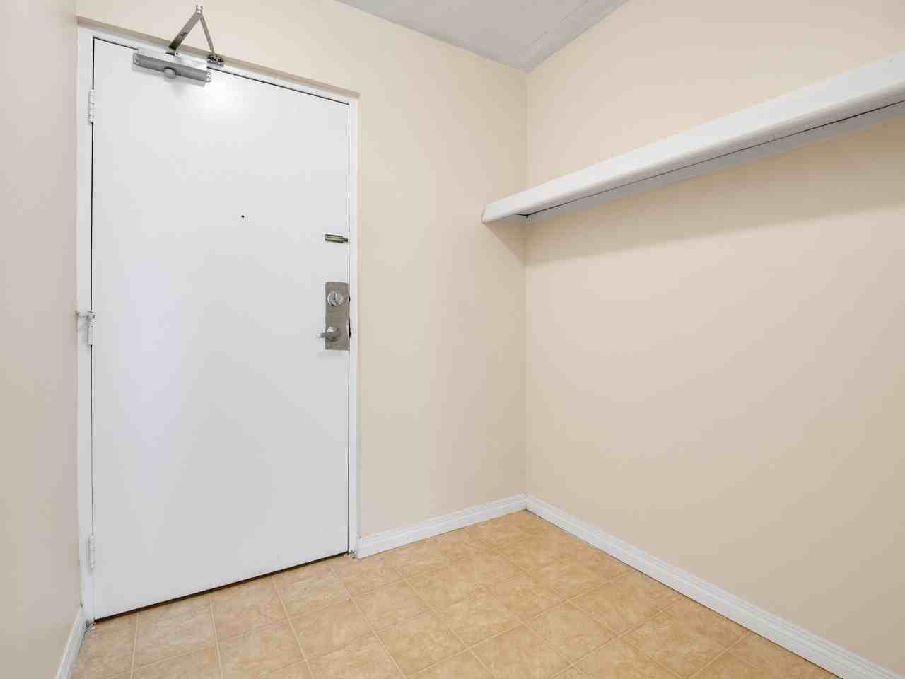 Sun Crest Tower Apartments - Photo 6 of 19